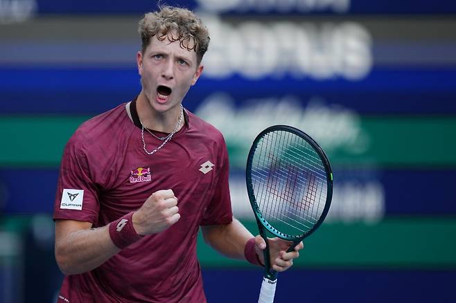 2026 마이애미오픈 단식 8강 기록을 작성한 스페인 신예 랜달루체. 게티이미지코리아