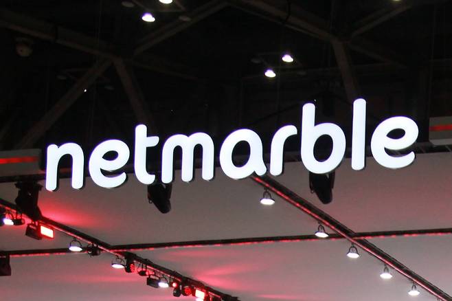 작년 11월 부산에서 열린 국내 최대 게임 행사 '지스타 2025' 부스에 설치된 넷마블 로고. /뉴스1
