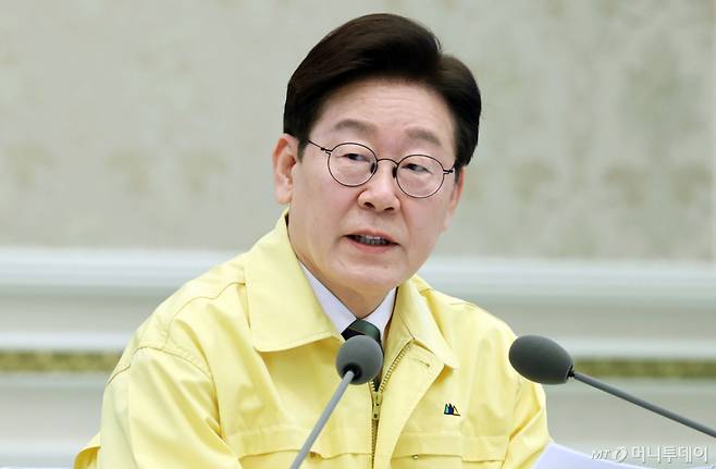 [서울=뉴시스] 고범준 기자 = 이재명 대통령이 23일 청와대에서 열린 제59차 중앙통합방위회의에서 발언하고 있다. 2026.03.23. bjko@newsis.com /사진=