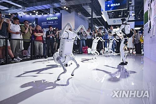 중국 상하이에서 개최된 '2025 세계 AI 컨퍼런스' [신화 연합뉴스 자료사진]