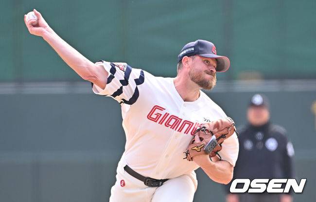 [OSEN=부산, 이석우 기자] 롯데 자이언츠 비슬리 / foto0307@osen.co.kr