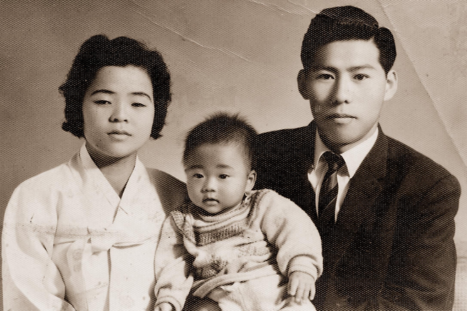 국민의힘 윤재옥 의원이 한 살되던 돌 사진. <윤재옥 의원실 제공>