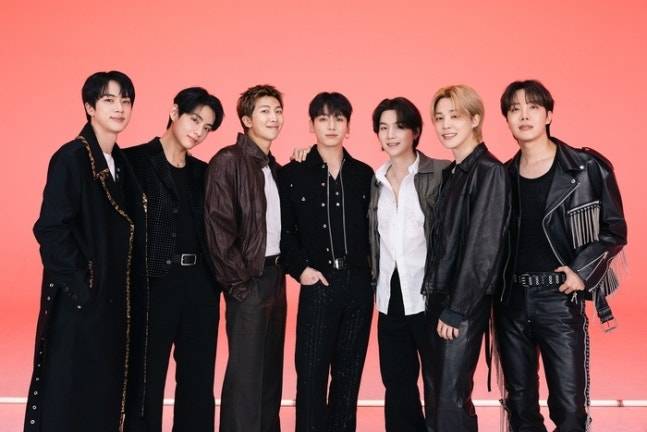 서울 광화문 광장에서 컴백 무대를 가진 뒤 글로벌 활동에 돌입한 방탄소년단 멤버들은 평소 한식 사랑으로 유명하다. 사진=빅히트 뮤직