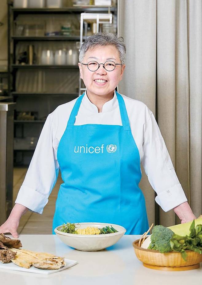 ‘유니세프 블루 스타 갈라 2026’ 현장. 한국 대표로 참여한 조희숙 셰프. [사진 김혜준]