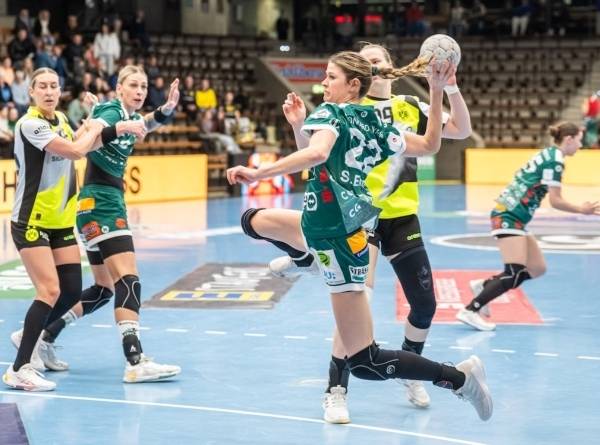 사진 2025/26 시즌 독일 여자 핸드볼 분데스리가 괴핑겐과 보루시아 도르트문트 경기 모습, 사진 출처=괴핑겐