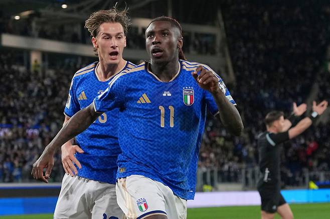 [베르가모=AP/뉴시스] 이탈리아 축구 국가대표 공격수 모이스 킨. 2026.03.26.