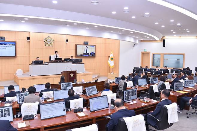 [여수=뉴시스] 여수시의회에서 27일 임시회 본회의가 열리고 있다. (사진=여수시의회 제공) 2026.03.27. photo@newsis.com *재판매 및 DB 금지