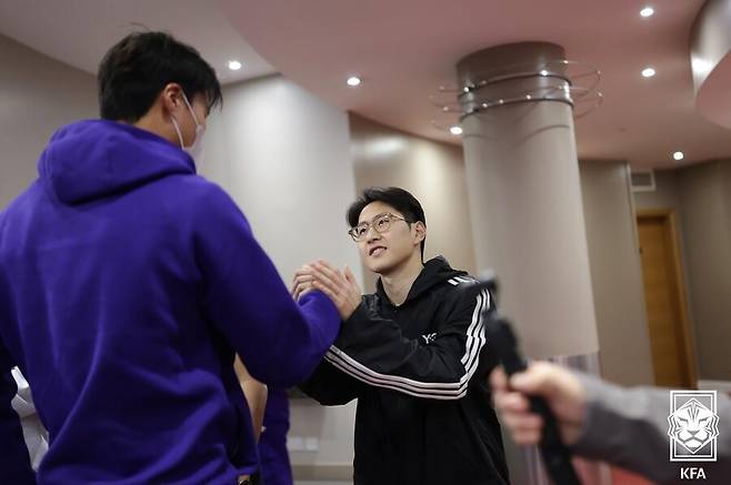 ▲ 앙투안 그리즈만 미국행이 사실상 마침표를 향해 가면서 아틀레티코 마드리드의 다음 스텝에 시선이 집중되고 있다. 중심에는 그리즈만보다 10살 어린 이강인의 이름이 다시 한 번 떠오르고 있다. ⓒ대한축구협회