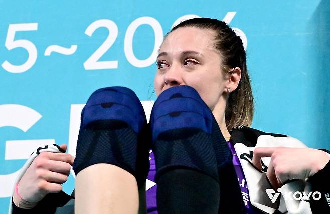 GS칼텍스와 준플레이오프 패배 후 눈물 보인 레베카  [한국배구연맹 제공. 재판매 및 DB 금지]