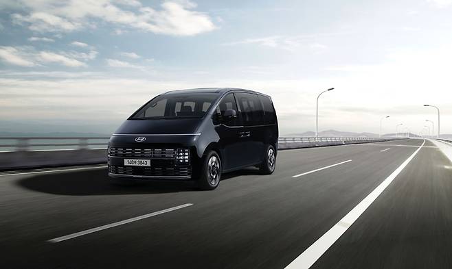 ▲현대차 스타리아 하이브리드.