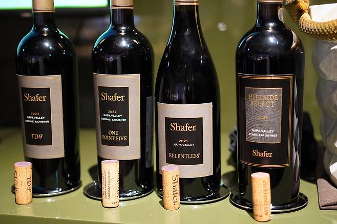 쉐이퍼가 생산하는 와인들. 사진=신세계L&B