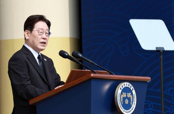 이재명 대통령이 27일 국립대전현충원에서 서해수호의 날 기념사를 하고 있다. 연합뉴스