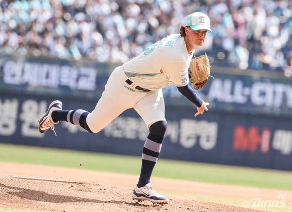 NC 다이노스 테일러가 29일 창원NC파크에서 열린 두산 베어스와 경기에서 투구를 하고 있다. /NC 다이노스