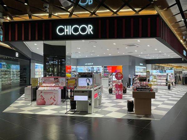 시코르 AK수원점 매장. 신세계백화점