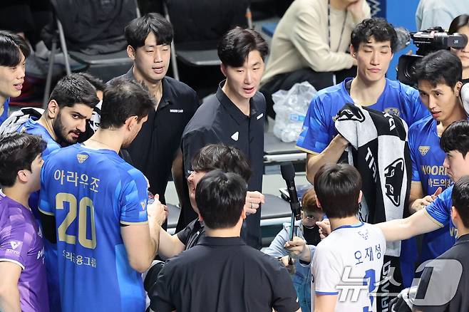 박철우 우리카드 감독. 2026.1.8 ⓒ 뉴스1 이광호 기자