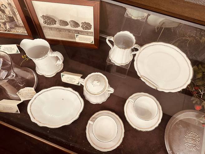 코델리아 여사의 혼례 식기류. ⓒ류재도&nbsp;