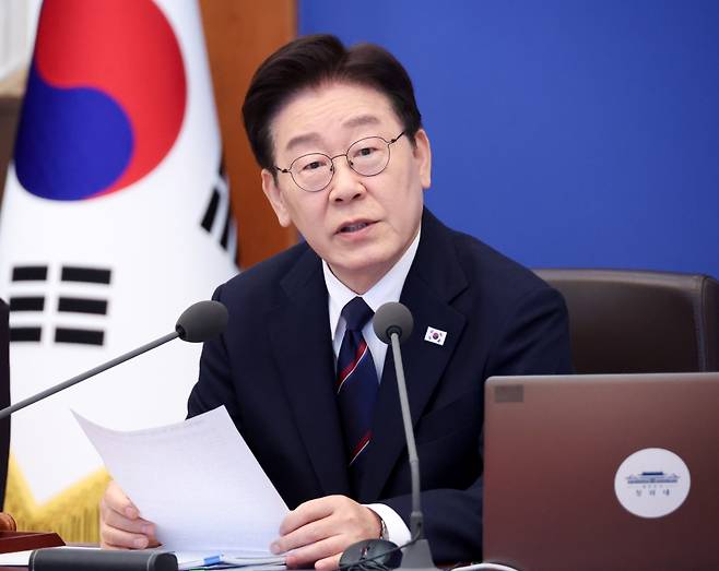 이재명 대통령이 31일 청와대에서 열린 국무회의에서 발언하고 있다. 연합뉴스
