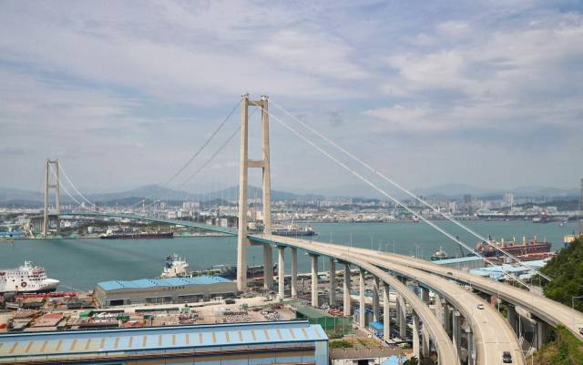 울산대교 전경. 울산시 제공