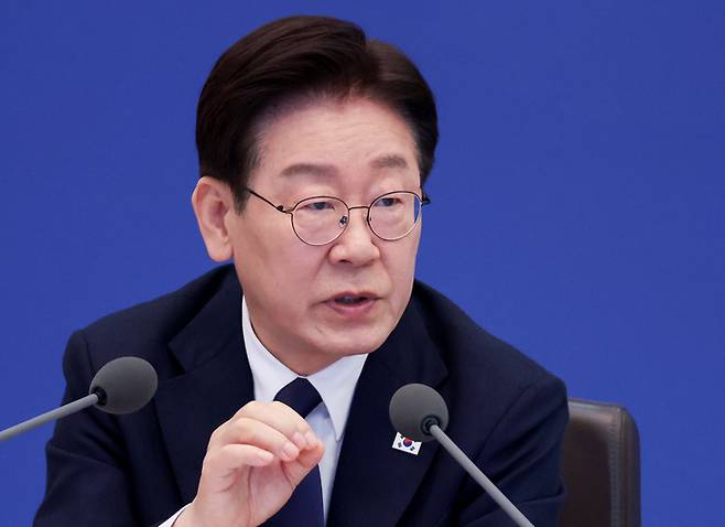 ▲ 이재명 대통령이 31일 청와대에서 열린 국무회의에서 발언하고 있다.연합