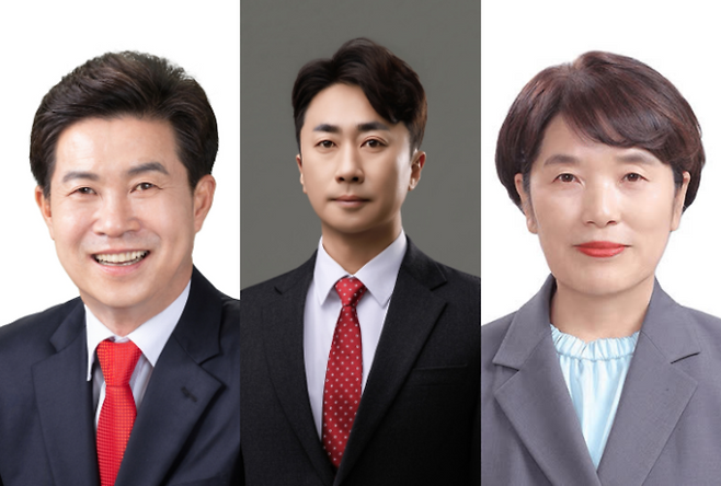 ▲ 왼쪽부터 국민의힘 강승수, 김종화 예비후보·더불어민주당 추은희 예비후보