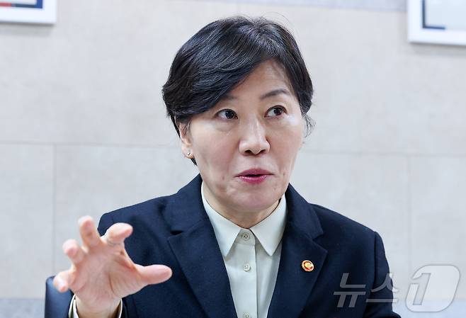 송미령 농림축산식품부 장관이 뉴스1과 인터뷰를 진행하고 있다. 2026.3.26 ⓒ 뉴스1 김성진 기자