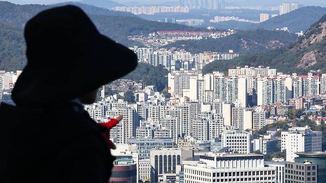 서울 남산에서 바라본 아파트 단지 모습. 사진=연합뉴스