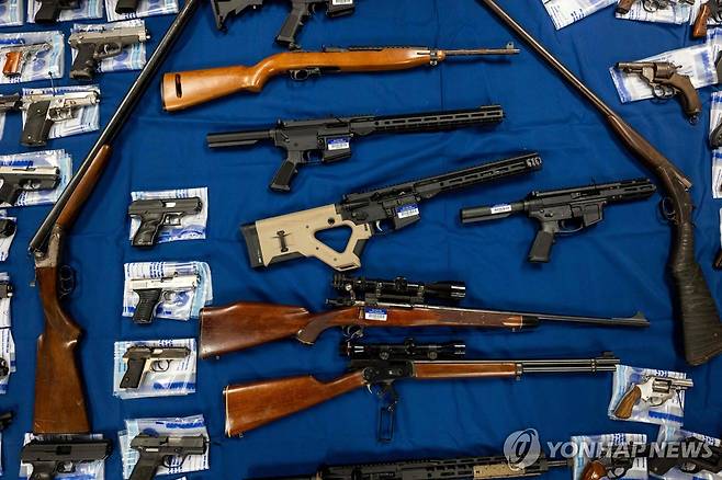다양한 총기(기사와 직접적인 관계없음) [AFP 연합뉴스 자료사진. 재판매 및 DB 금지]