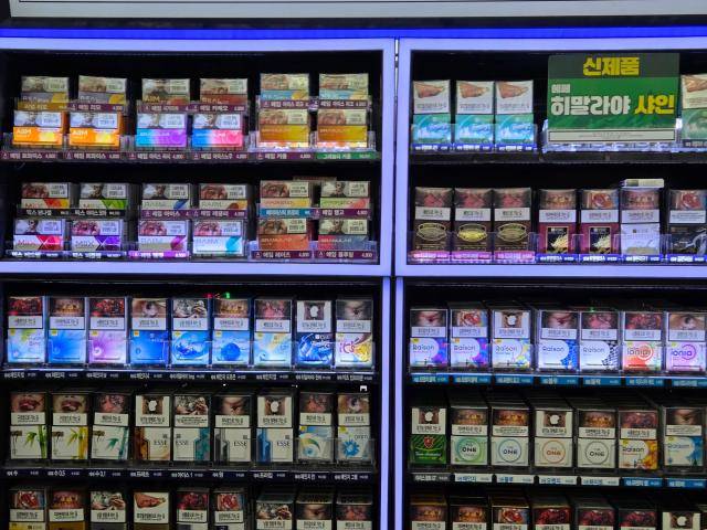 서울의 한 편의점 내 담배 매.[사진=조재형 기자]