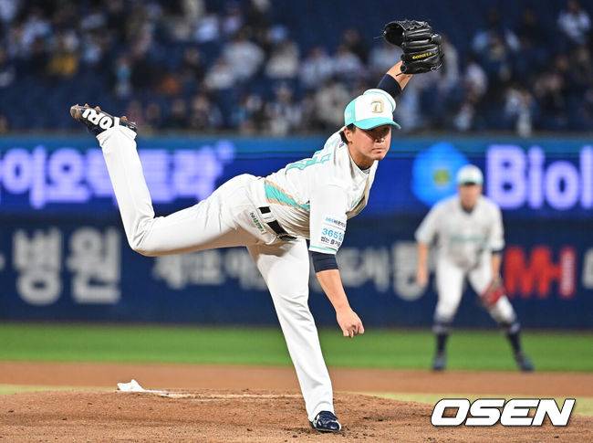 [OSEN=창원, 이석우 기자] 31일 창원NC파크에서 2026 신한 SOL KBO 리그 NC 다이노스와 롯데 자이언츠의 경기가 열렸다. 홈팀 NC는 토다가, 방문팀 롯데는 박세웅이 선발 출전했다. NC 다이노스 선발투수 토다가 역투하고 있다. 2026.03.31 / foto0307@osen.co.kr
