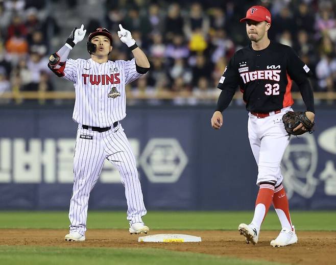 ▲ 2안타 1볼넷 1타점을 기록하며 팀 타선을 이끈 LG 문성주 ⓒ연합뉴스