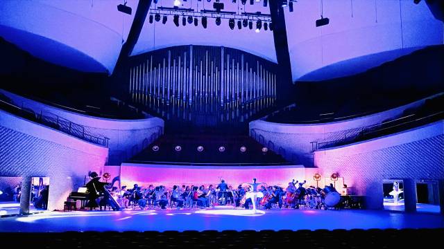 2026 부산발레시즌이 2일 ‘디어 발레리나’ 공연으로 개막한다. 사진은 1일 오후 부산콘서트홀에서 열린 리허설 모습. 김은영 기자 key66@