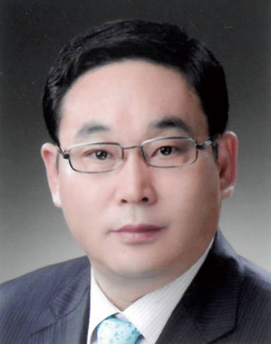 신태환(가나다 순)