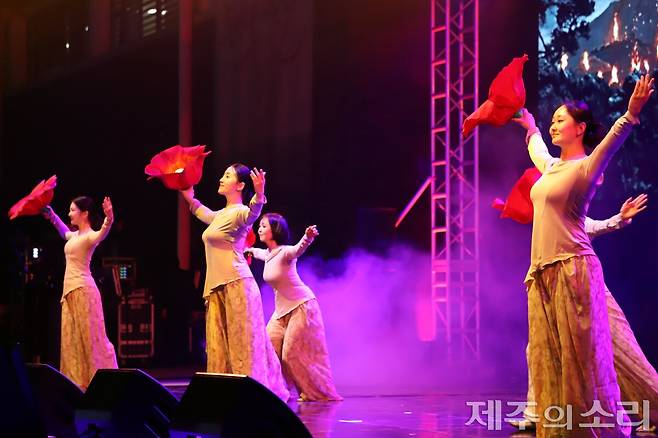 '팀 오르다'의 무용.&nbsp;ⓒ제주의소리