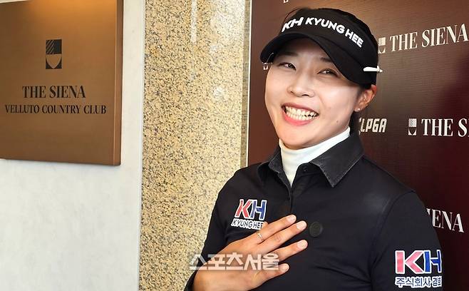 조은채가 2일 더시에나벨루토CC에서 열린 KLPGA투어 더시에나 오픈 1라운드를 순조롭게 마친 뒤 인터뷰하고 있다. 사진 | 여주=장강훈 기자 zzang@sportsseoul.com