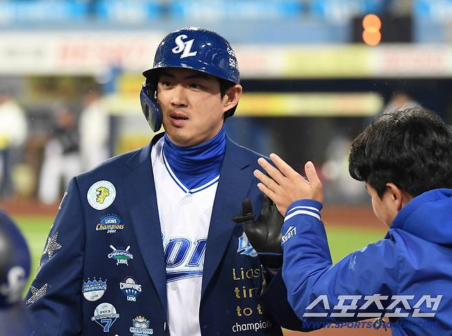 1일 대구 삼성라이온즈파크에서 열린 삼성과 두산의 경기. 6회 투런홈런을 날린 삼성 구자욱. 대구=송정헌 기자songs@sportschosun.com/2026.04.01/