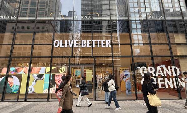 CJ올리브영이 4월1일 올리브베러 2호점인 강남역점을 열었다. ⓒCJ올리브영