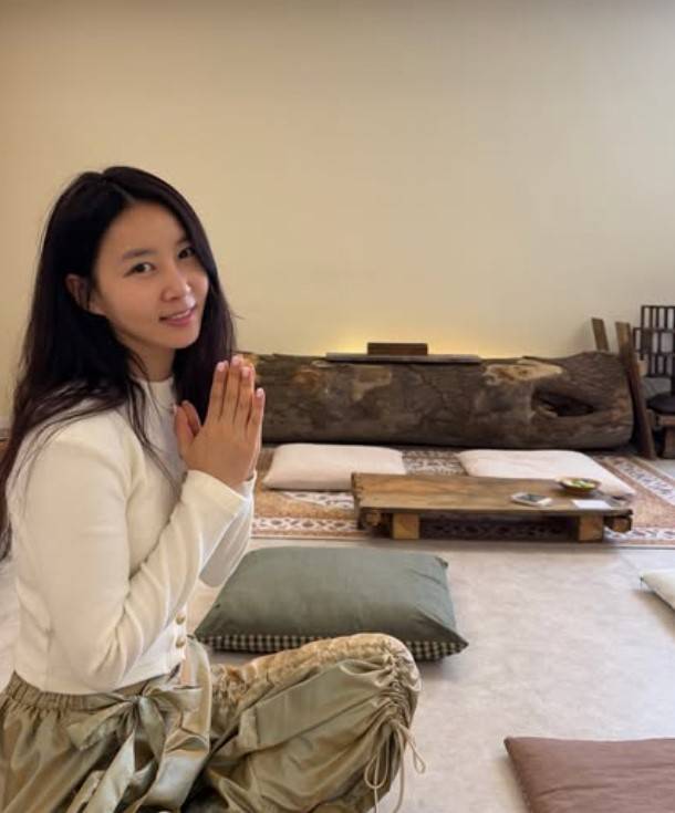 김정민, 다채로운 일상 공개…운동·명상·자기관리 근황 전해 (출처:김정민인스타그램)
