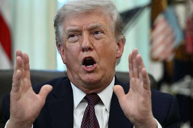 도널드 트럼프 미국 대통령이 31일 백악관 서명 행사에서 발언을 하고 있다. /AFP 연합뉴스