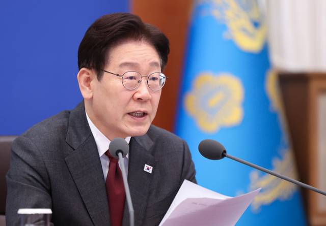 ▲ 이재명 대통령이 1일 청와대에서 열린 비상경제점검회의에서 발언하고 있다. 연합뉴스