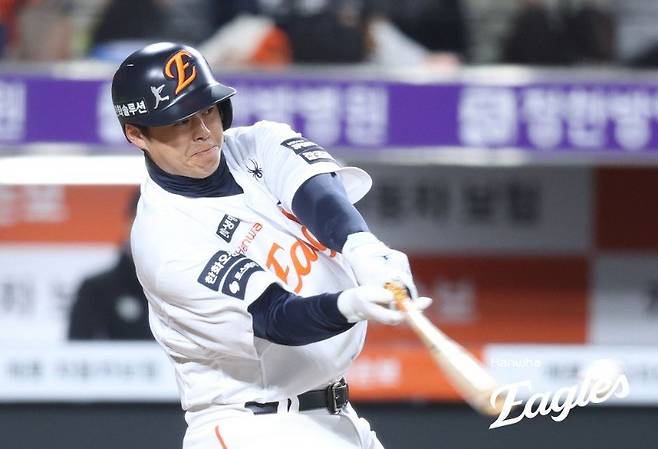 한화 노시환이 1일 대전한화생명볼파크서 열린 KT전서 안타를 치고 있다. 사진제공｜한화 이글스