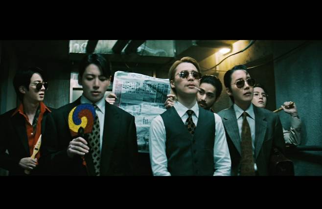 "그래 방탄처럼 그게 말은 쉽지" 방탄소년단, 누아르 감성 '2.0' 뮤직비디오 공개