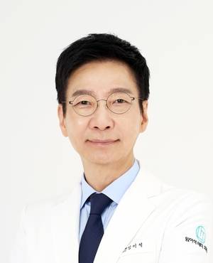 ▲임이석 피부과 전문의