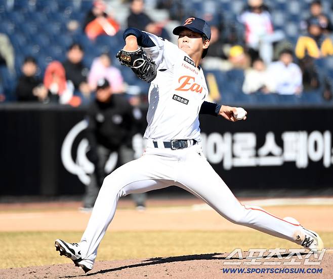 19일 대전한화생명볼파크에서 열린 KIA와 한화의 시범경기. 역투하는 한화 황준서. 대전=허상욱 기자wook@sportschosun.com/2026.03.19/