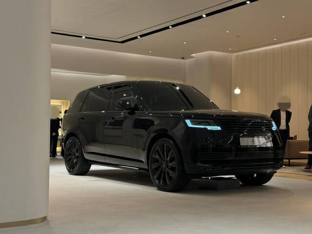 레인지로버 SV 블랙 (사진=지디넷코리아)