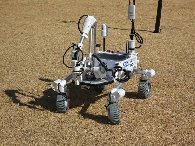 KAIST 학부생들이 만든 로버 '갭-1000'.(사진=KAIST