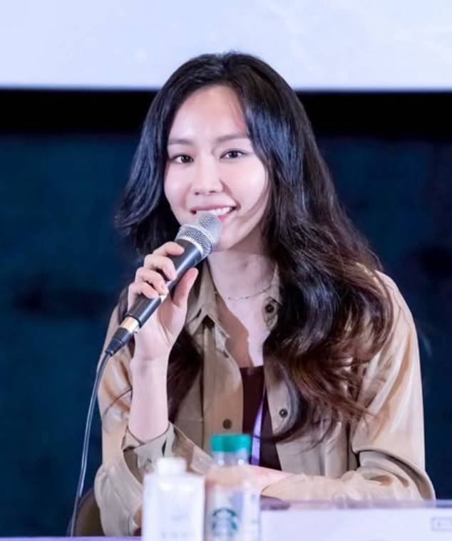 김아중 주연 ‘미녀는 괴로워’, 글로벌 애니메이션으로 새롭게 탄생 (출처:김아중 인스타그램)