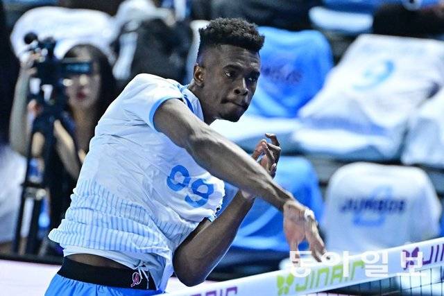 대한항공에서 ‘우승 청부사’로 영입한 마쏘. 한국배구연맹(KOVO) 제공