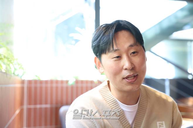 예능에서 활발하게 활동하는 전 야구선수 윤석민이 19일 오후 서울 강남구 청담동에서 일간스포츠와 인터뷰를 진행하고 있다.서병수 기자 qudtn@edaily.co.kr /2026.03.19/