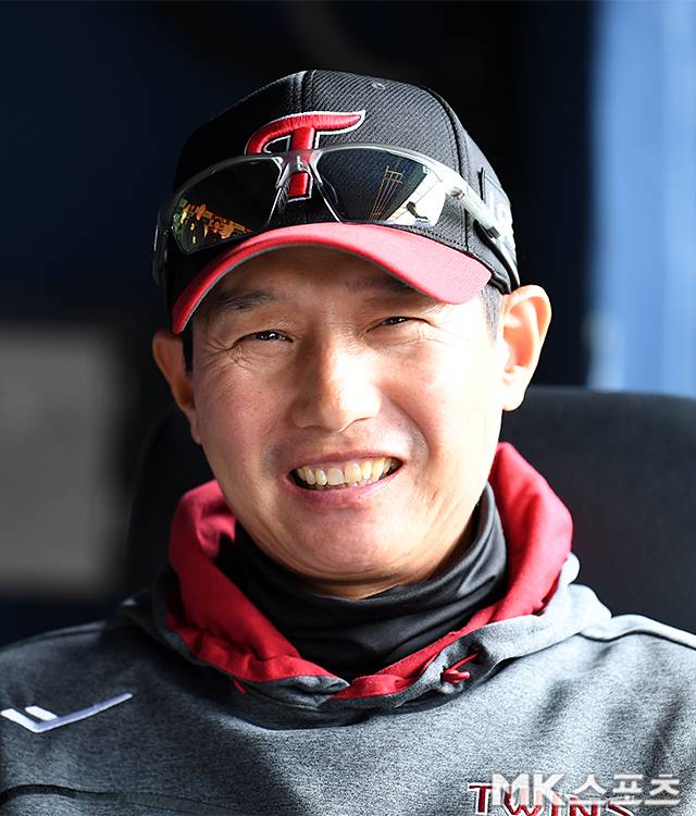 최근 우강훈을 향해 굳은 신뢰를 드러낸 염경엽 감독. 사진=천정환 기자