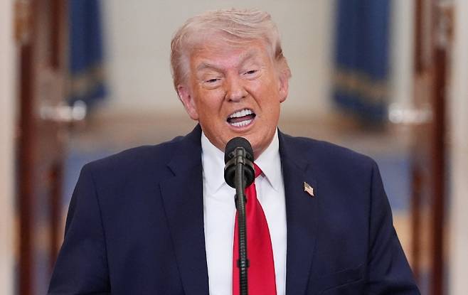 이란을 석기시대로 돌려보내겠다고 협박한 도널드 트럼프 미국 대통령. 연합뉴스